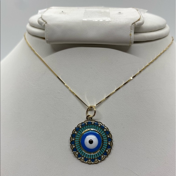 10K Gold Evil Eye Box Chain Necklace - Picture 2 of 11